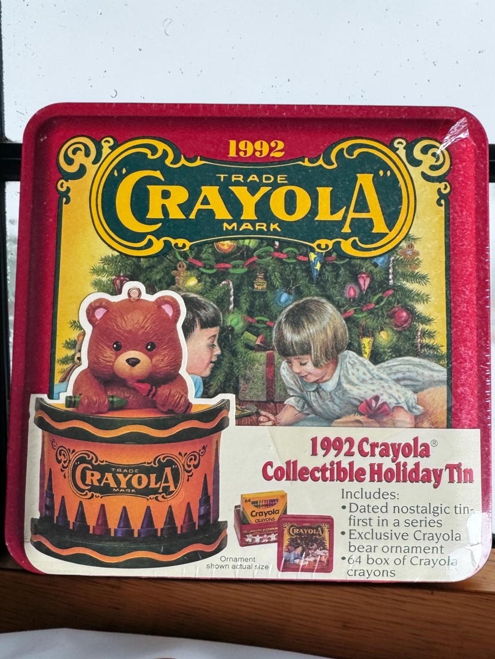 1992 Crayola Collectible Holiday Tin with Bear Ornament & 64 Crayons